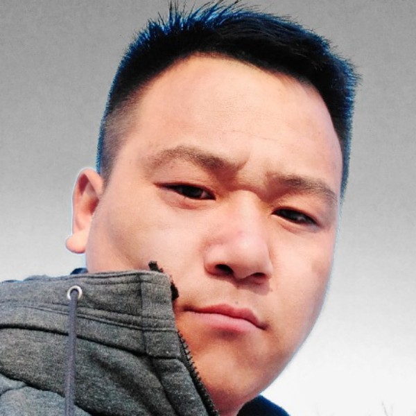 鞋子与大气的照片