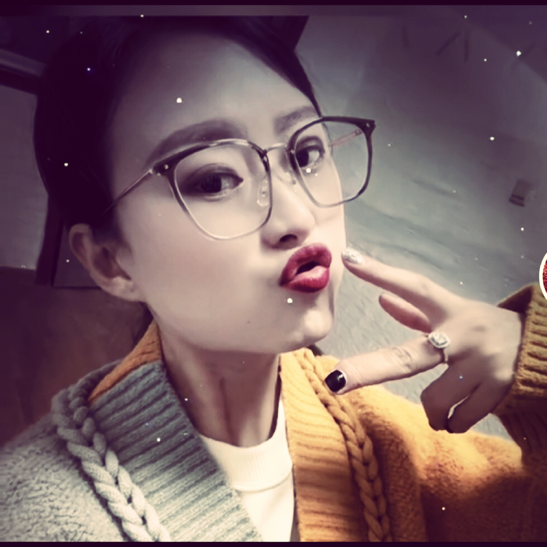 微笑舒服的照片