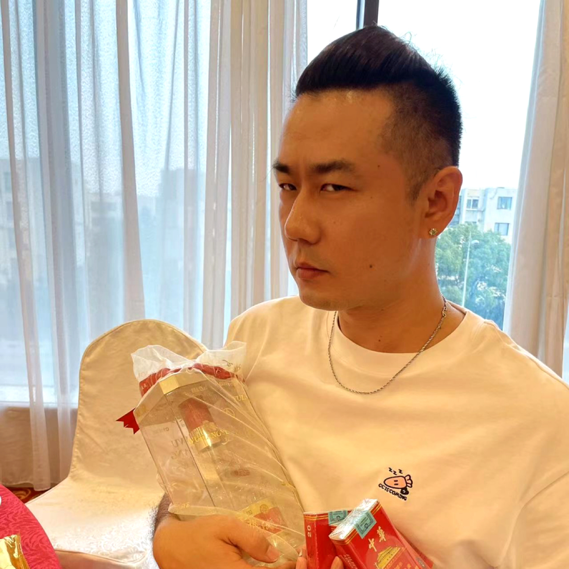 锡纸烫的照片