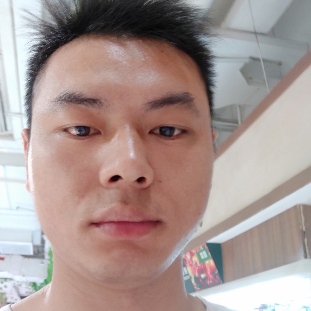 鲜花挽手爱笑的照片