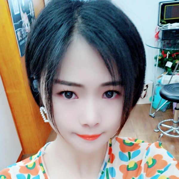 忐忑苦恋魔镜的照片