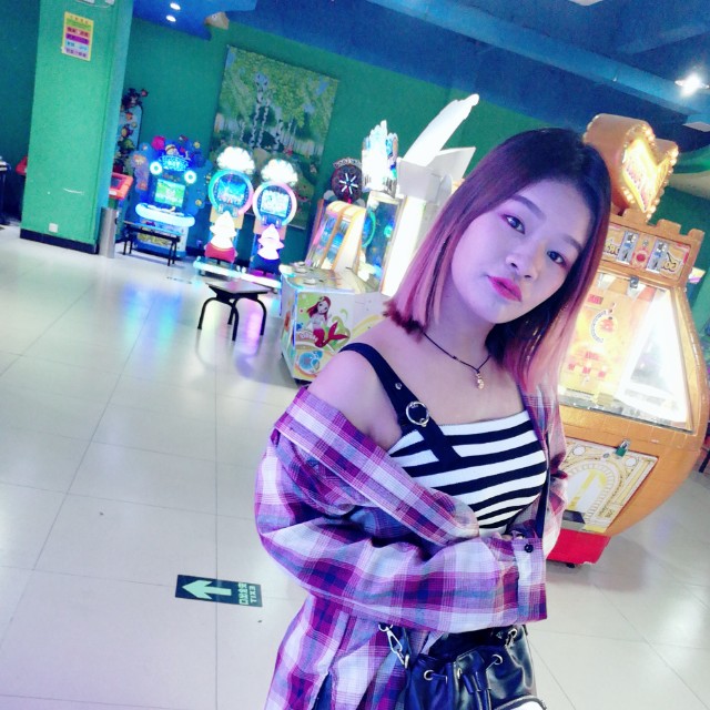 美丽娜的照片