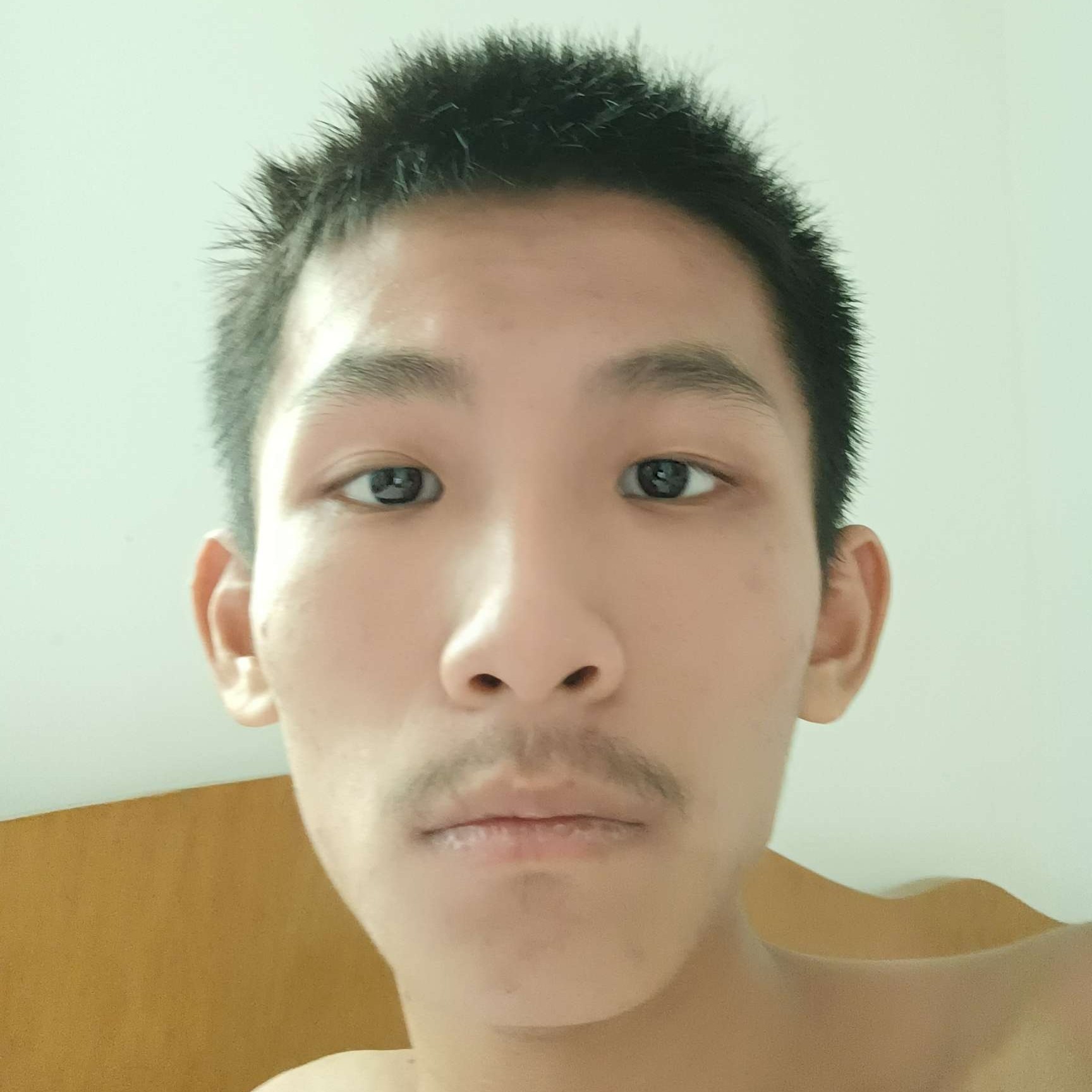 冷漠de凯特琳的照片
