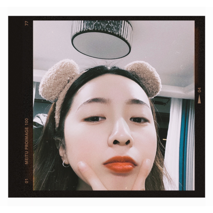 小巧的刺猬的照片