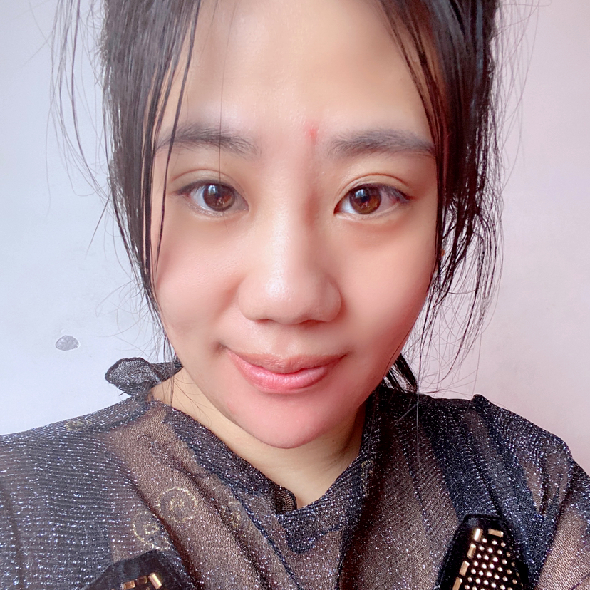 小松鼠等于贤惠的照片