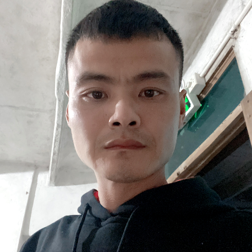 曾经钢的照片