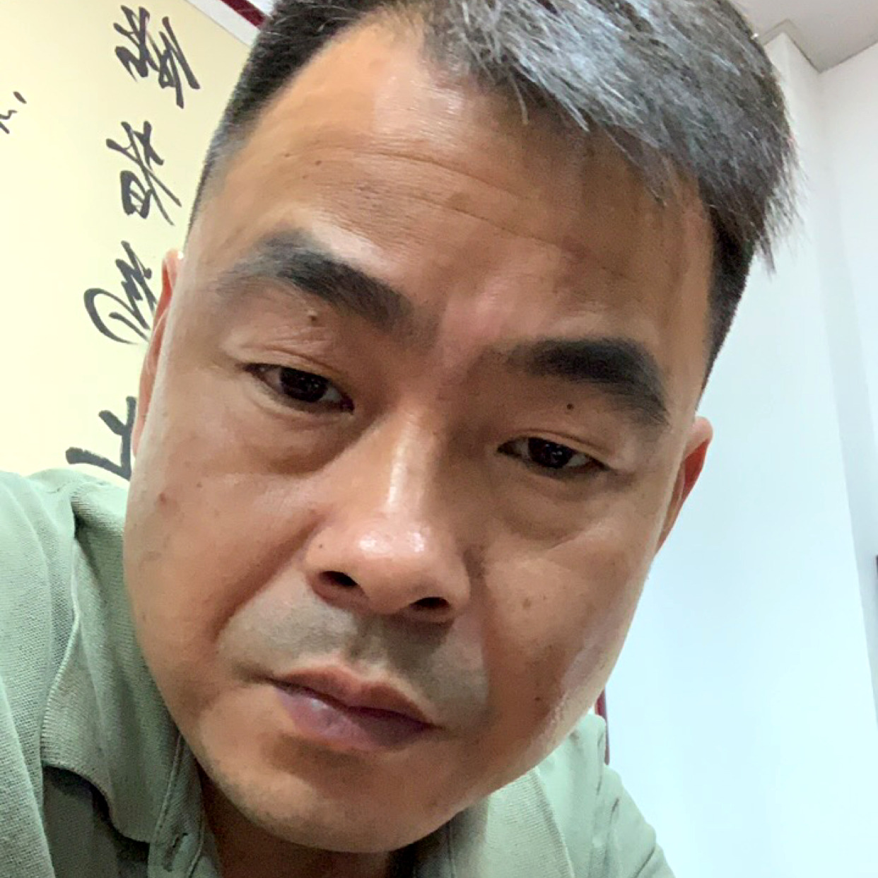 初冬de玫瑰的照片