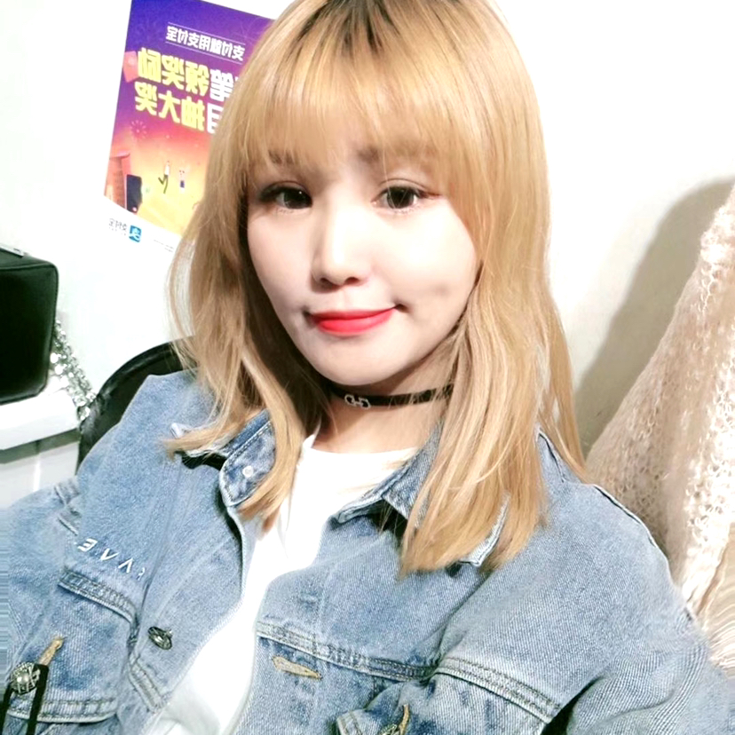 爱撒娇说花卷的照片