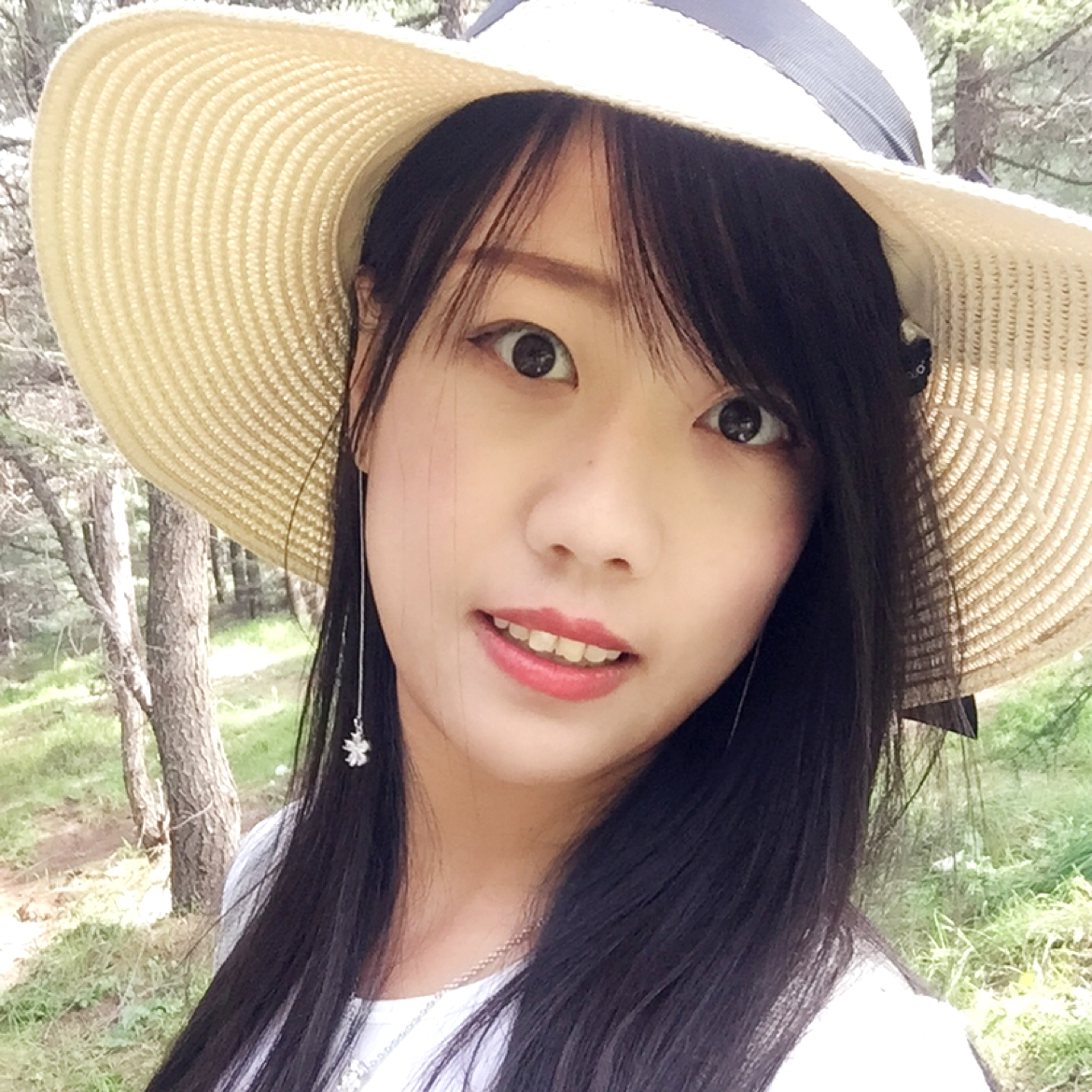 吃草莓de伊薇特的照片