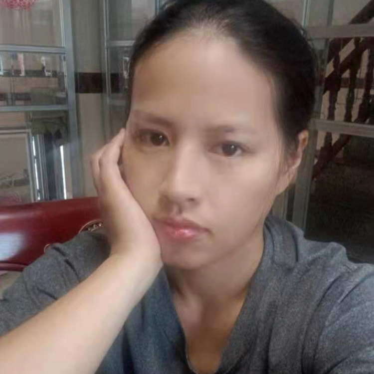 请输入你的昵称的照片