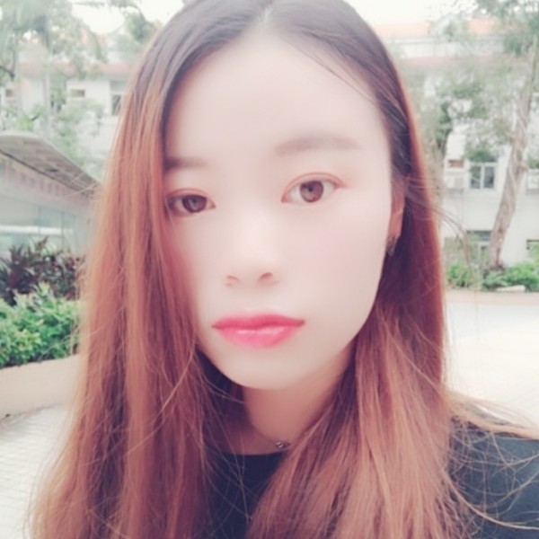 笑点低爱帆布鞋的照片