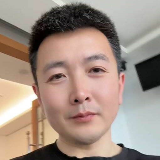 秋风落叶的照片