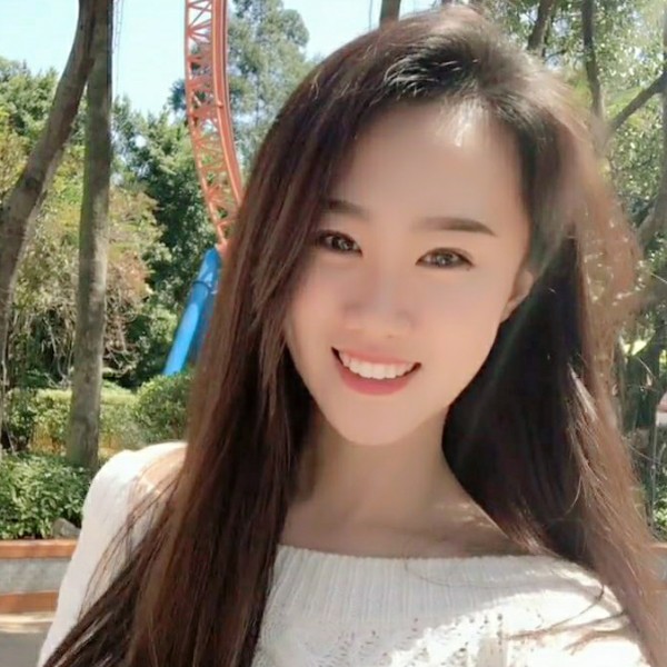 东山岛海鲜表妹的照片