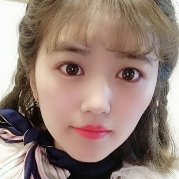 韩思琪的照片