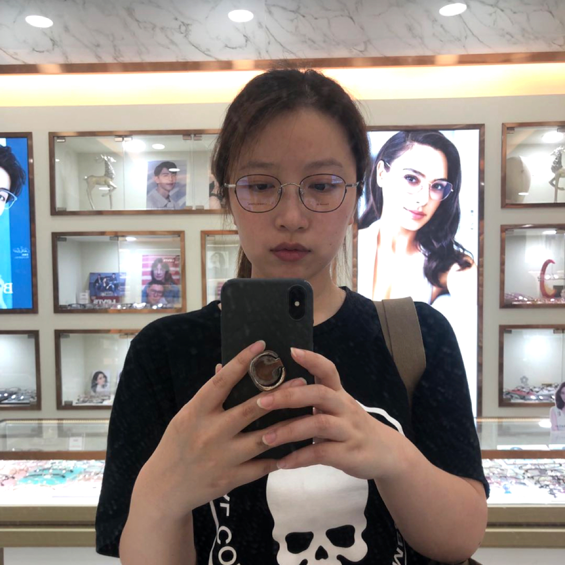 一杯可乐要加冰的照片