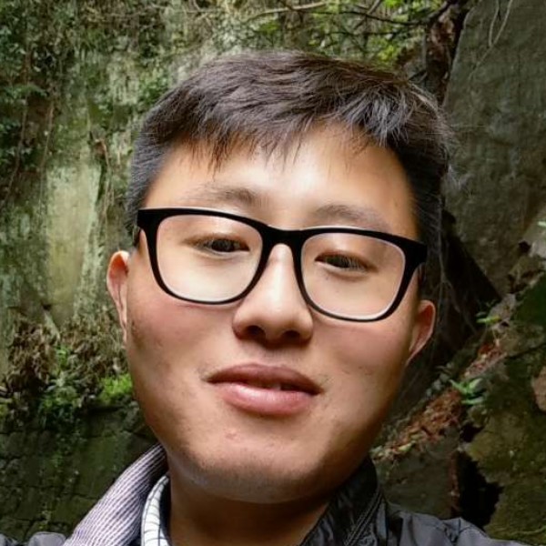 逝水牛年的照片