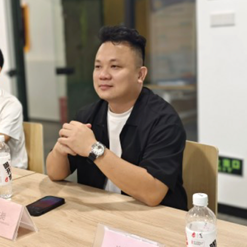 小七先生的照片