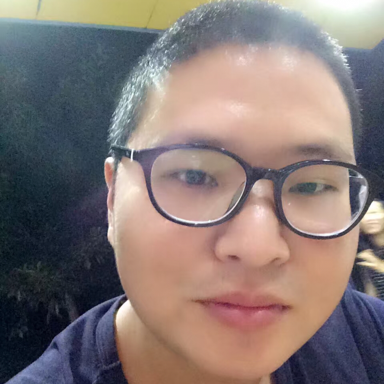 书上人的照片