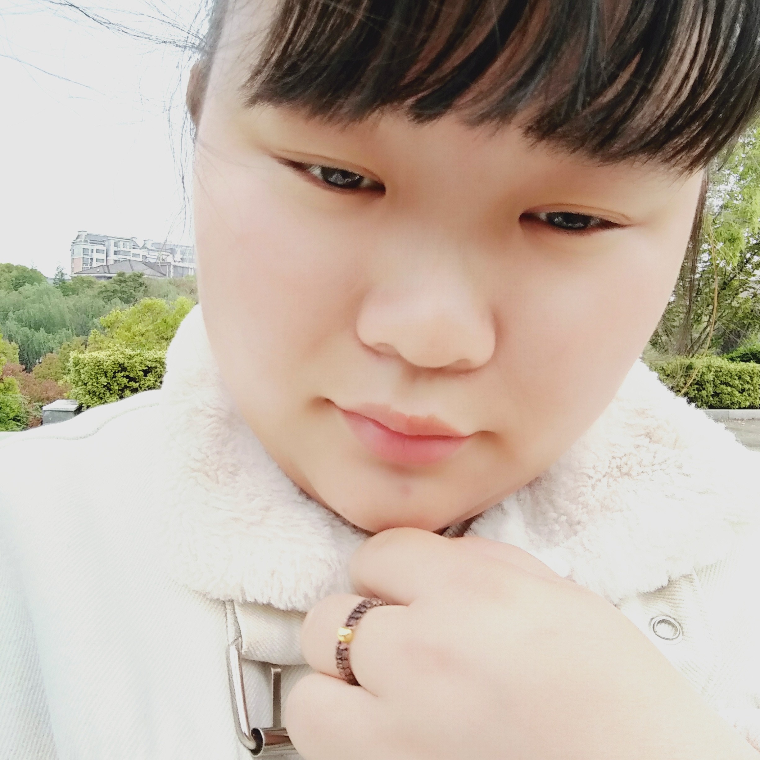 虚拟笑柜子的照片