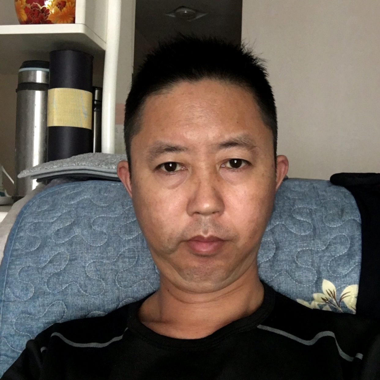 枕头邂逅寂寞的照片