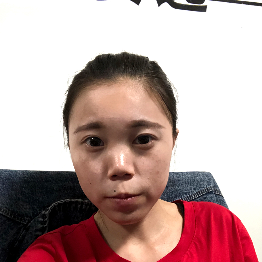 口红忐忑的照片