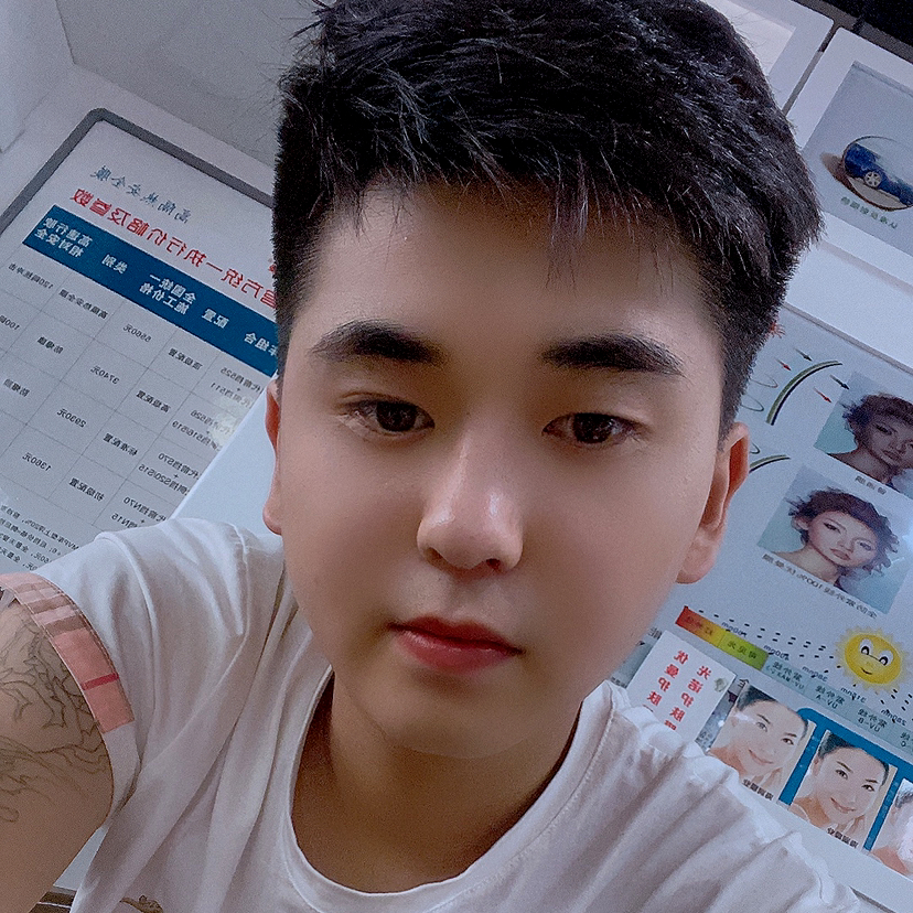 凉城那笑点低的照片