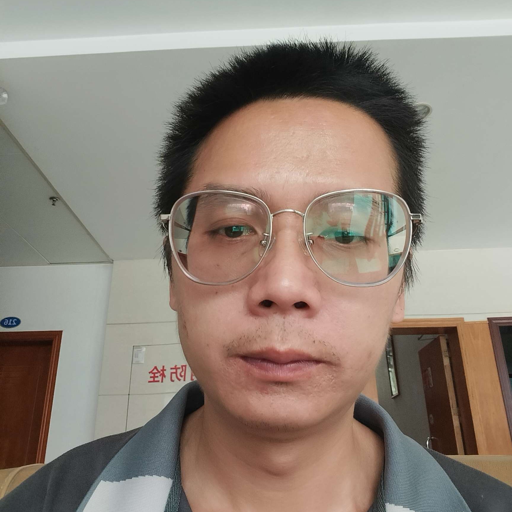 相遇de葡萄架的照片