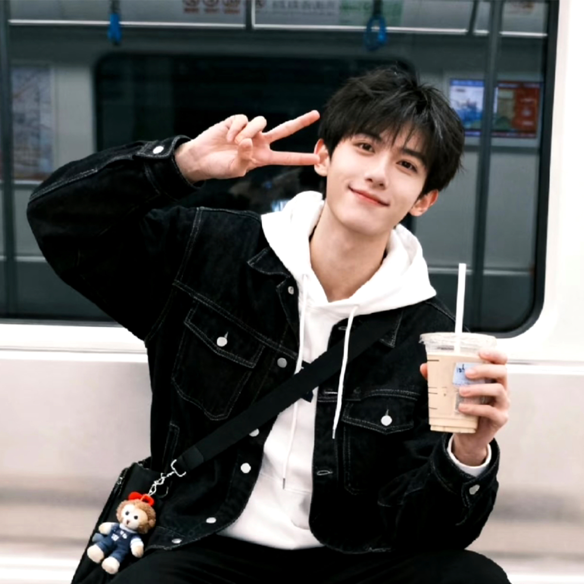 透彻de黛布拉的照片