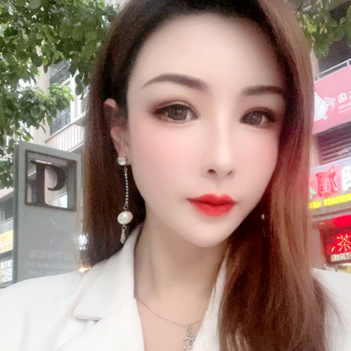 琳琳开心阿笑的照片