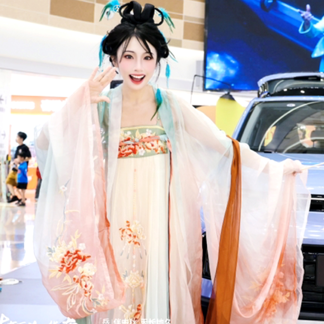 地下铁配劲舞团的照片