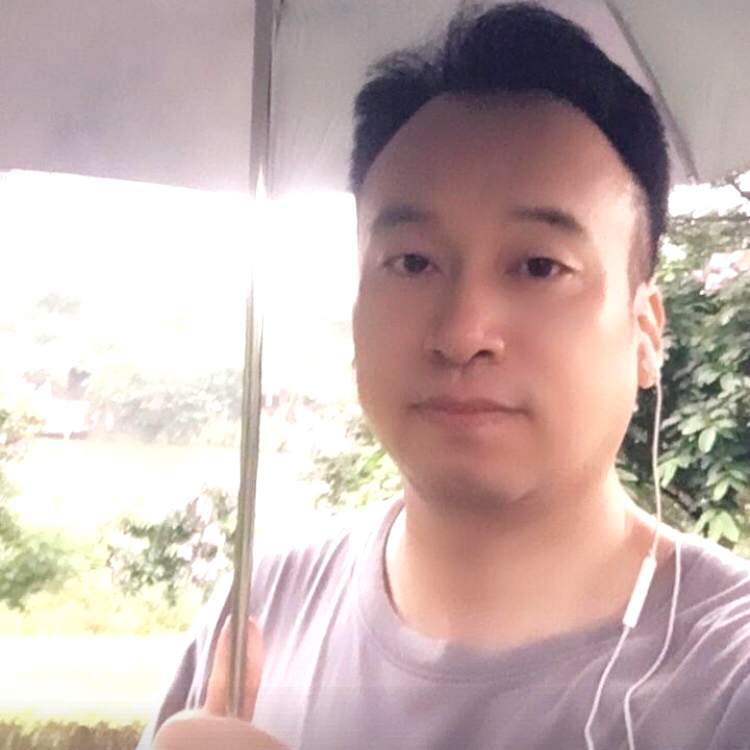 斑驳de小溪的照片