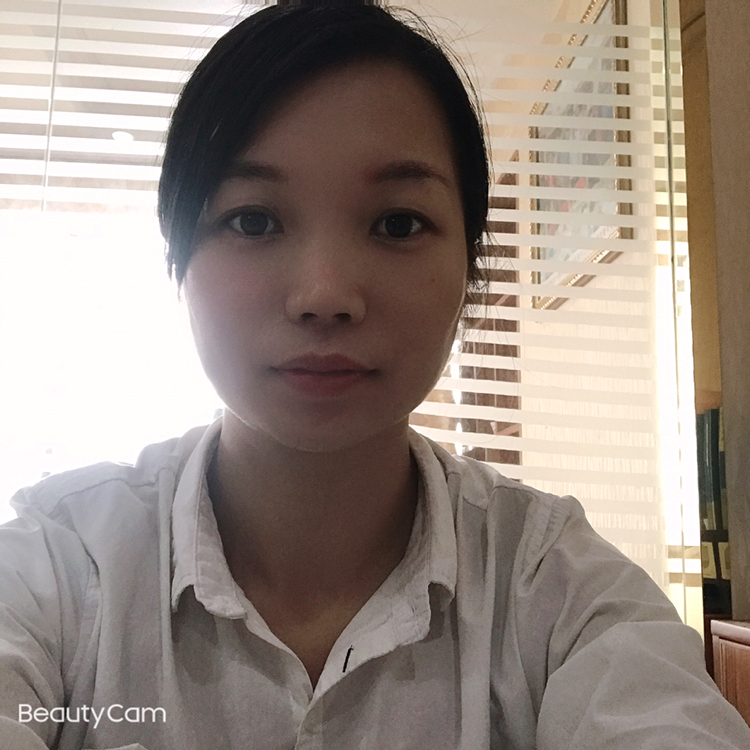 单人自助餐的照片