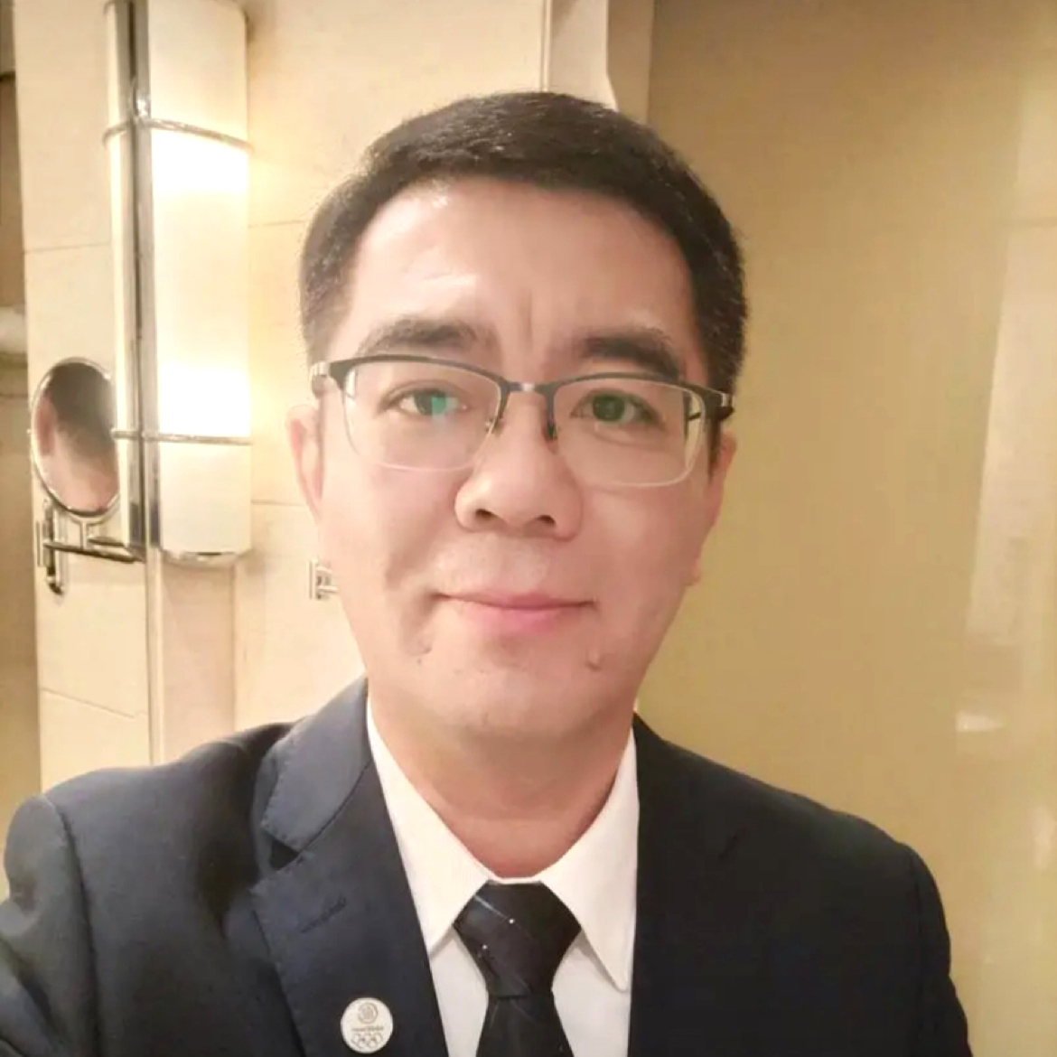 寻一盏灯为我而留的照片