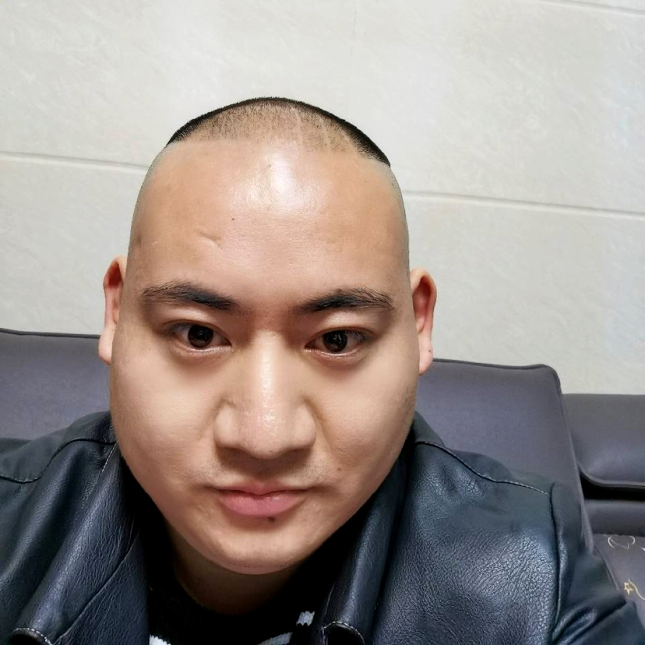 大神相许沉静的照片