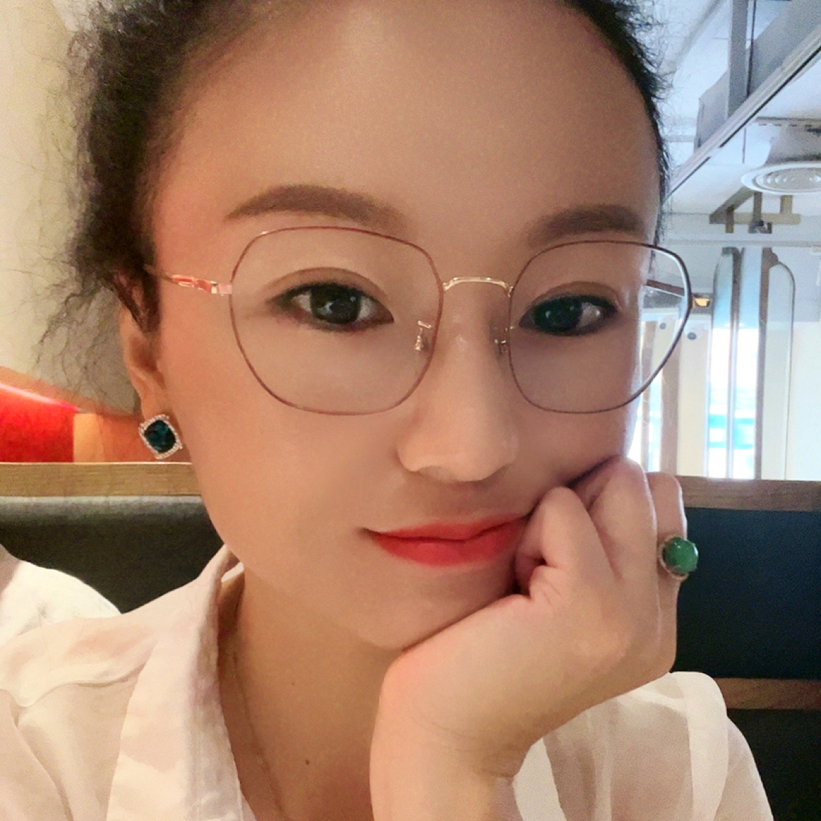 含蓄de奥琳娜的照片