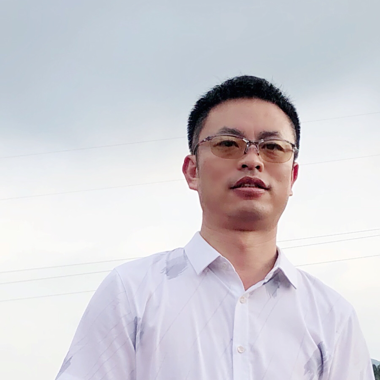 顾家暖男的照片
