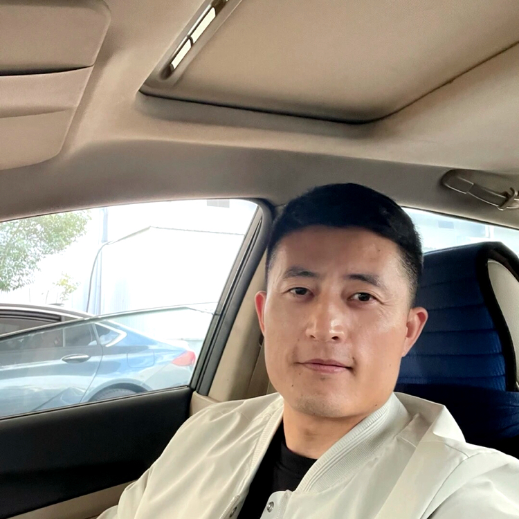 陈风破浪的照片