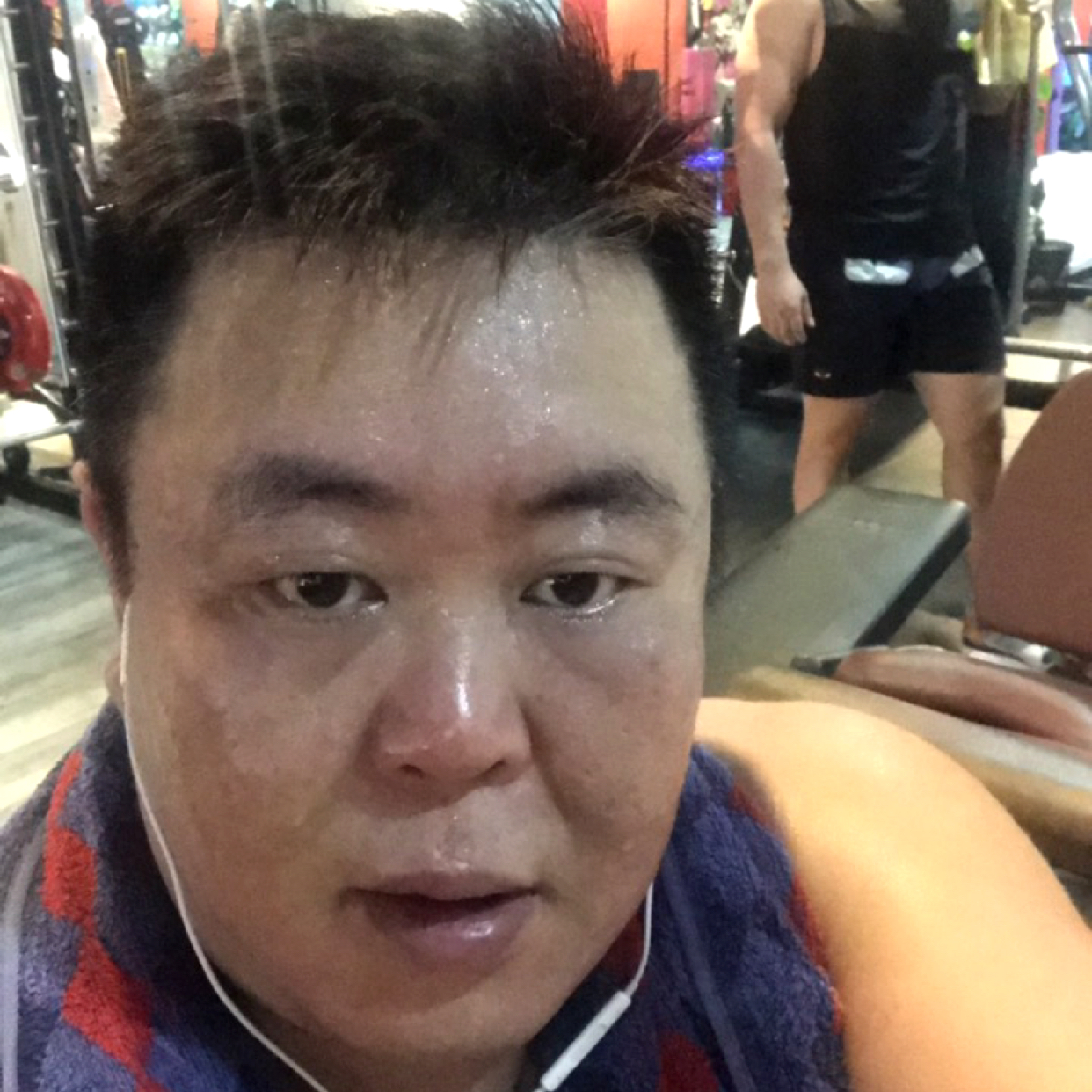 优雅深拥棒棒糖的照片
