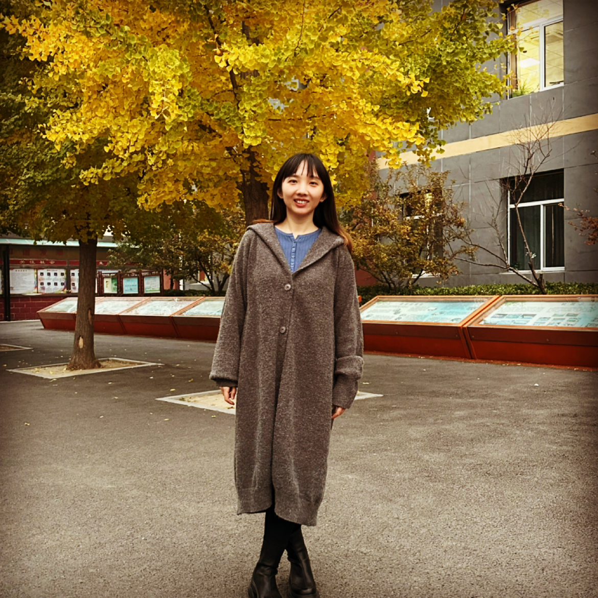 琢磨不透de草地的照片