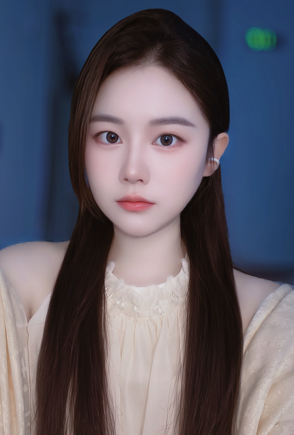 Moons的照片