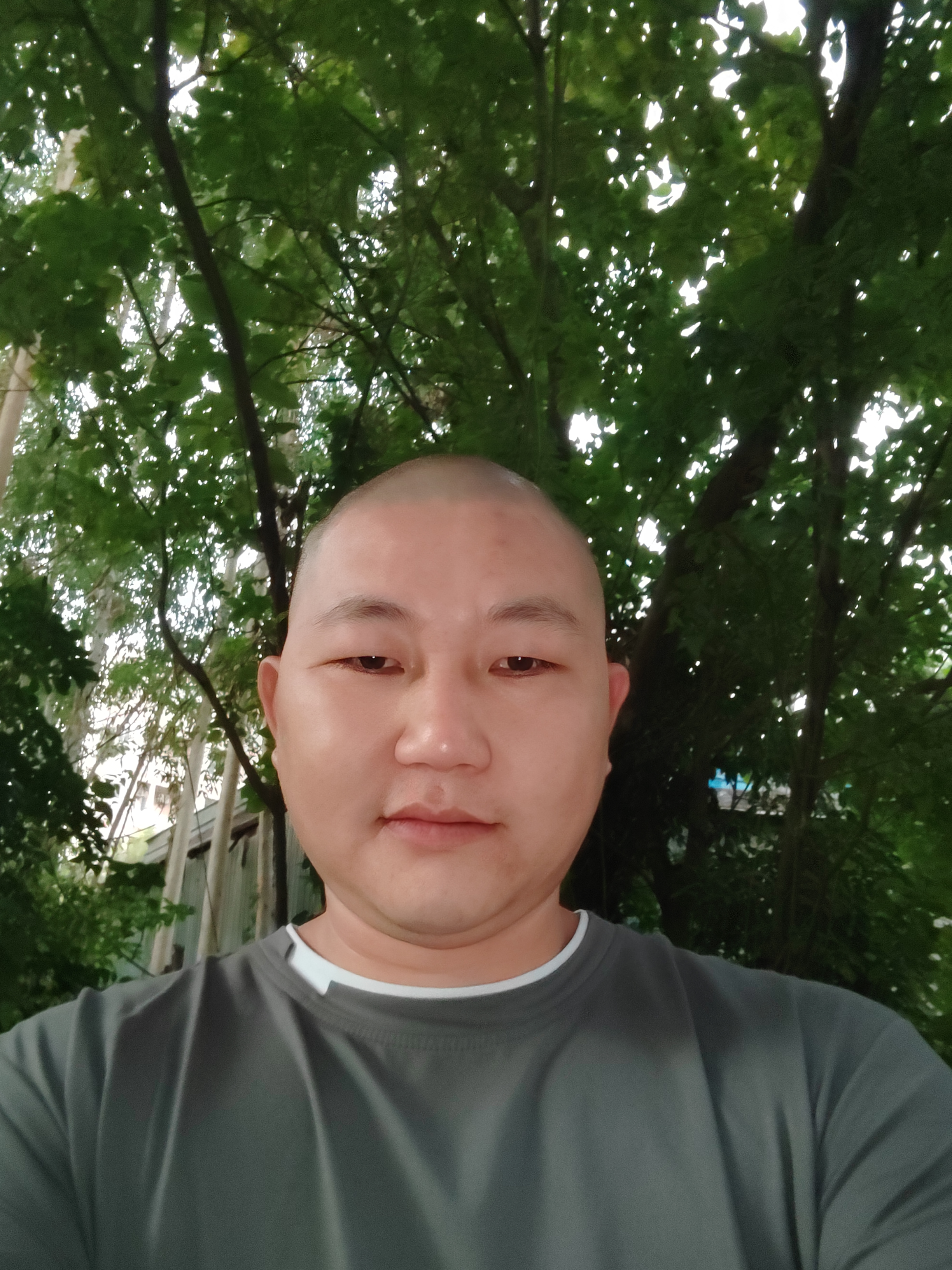 在水一方的照片