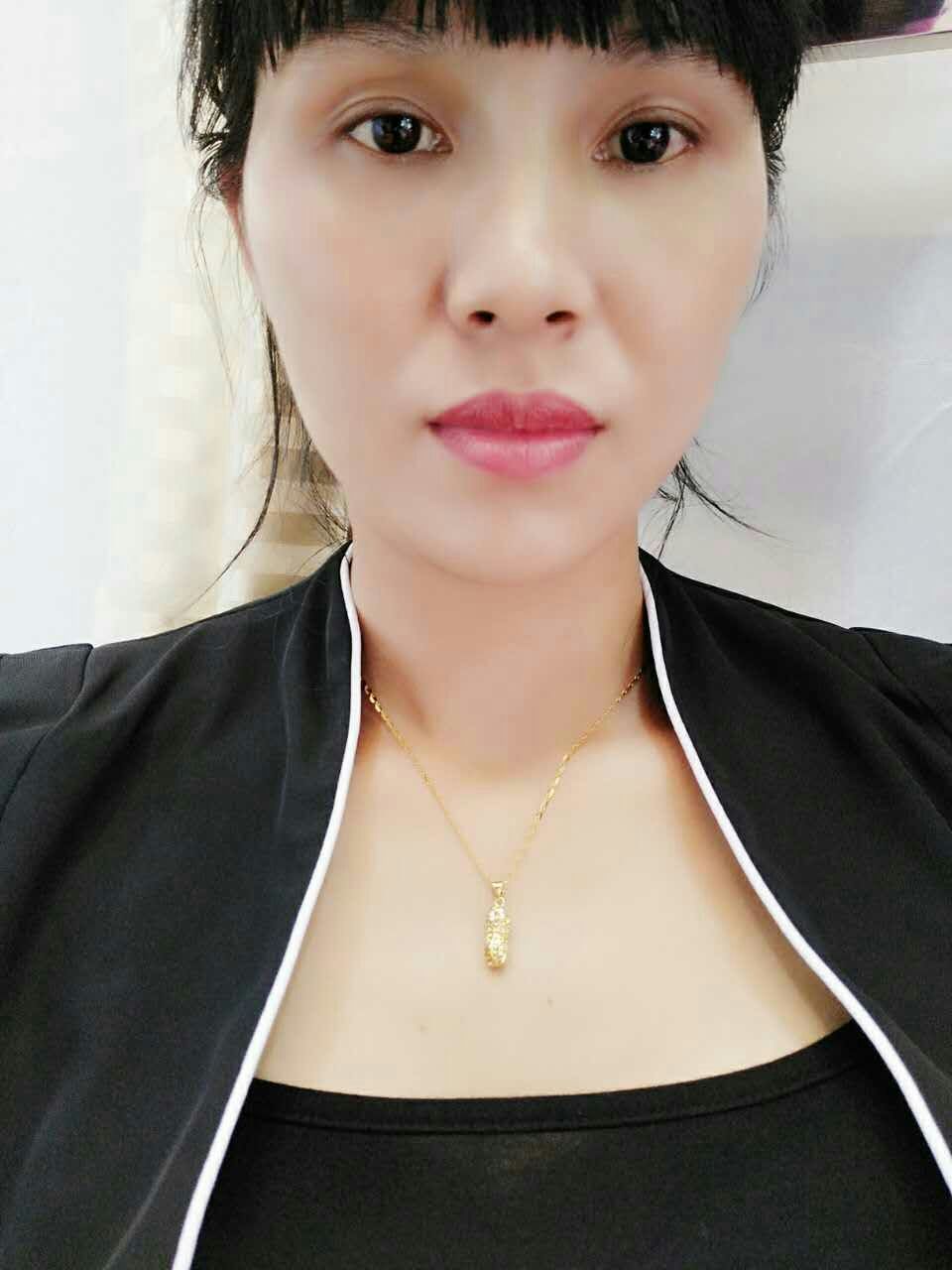 邵小莲的照片
