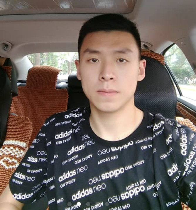 无灯街角的照片