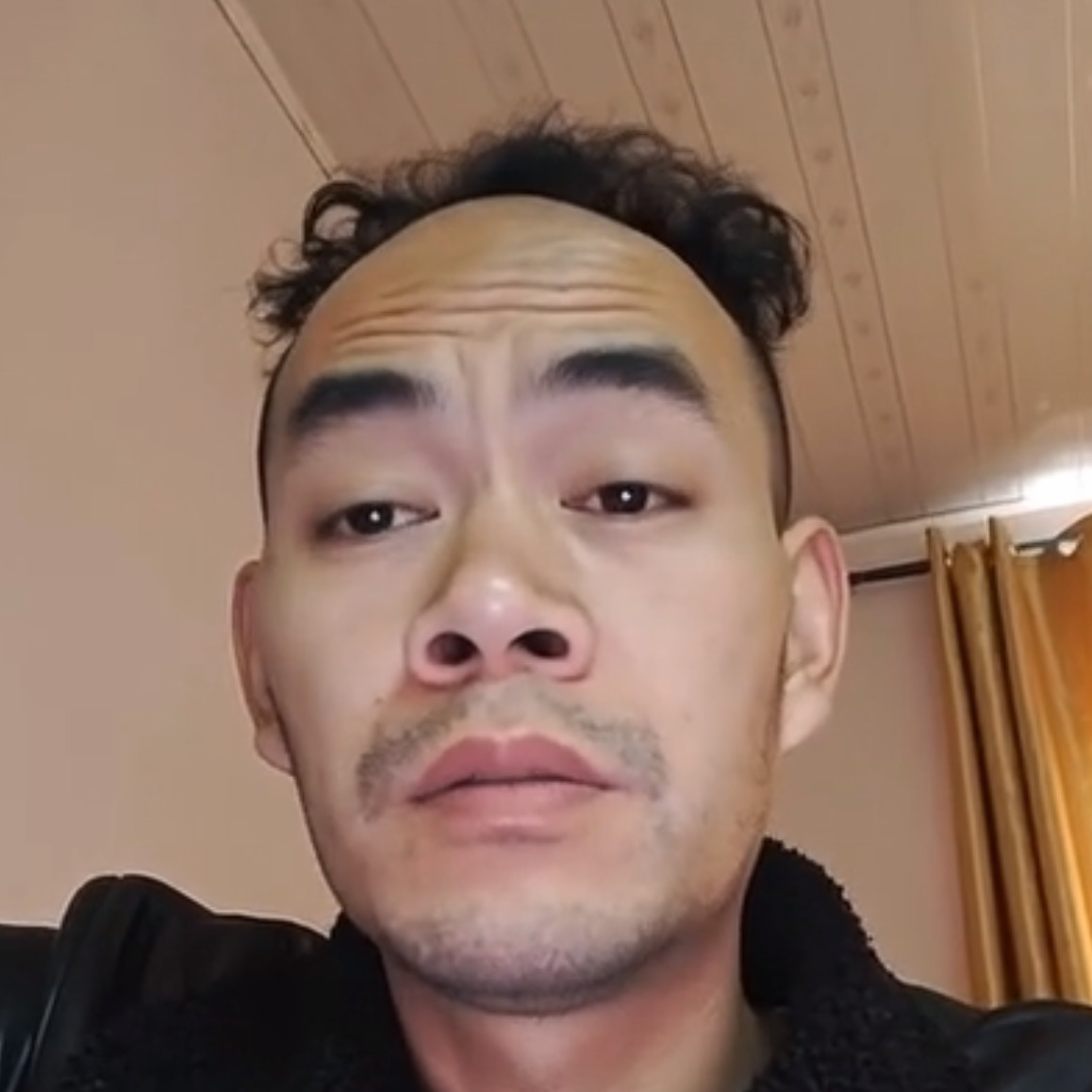 一地月光照片