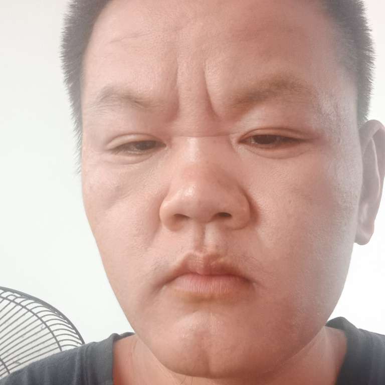 谢文初的照片