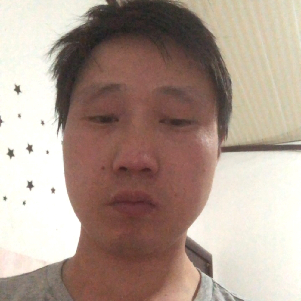 机智那短靴的照片