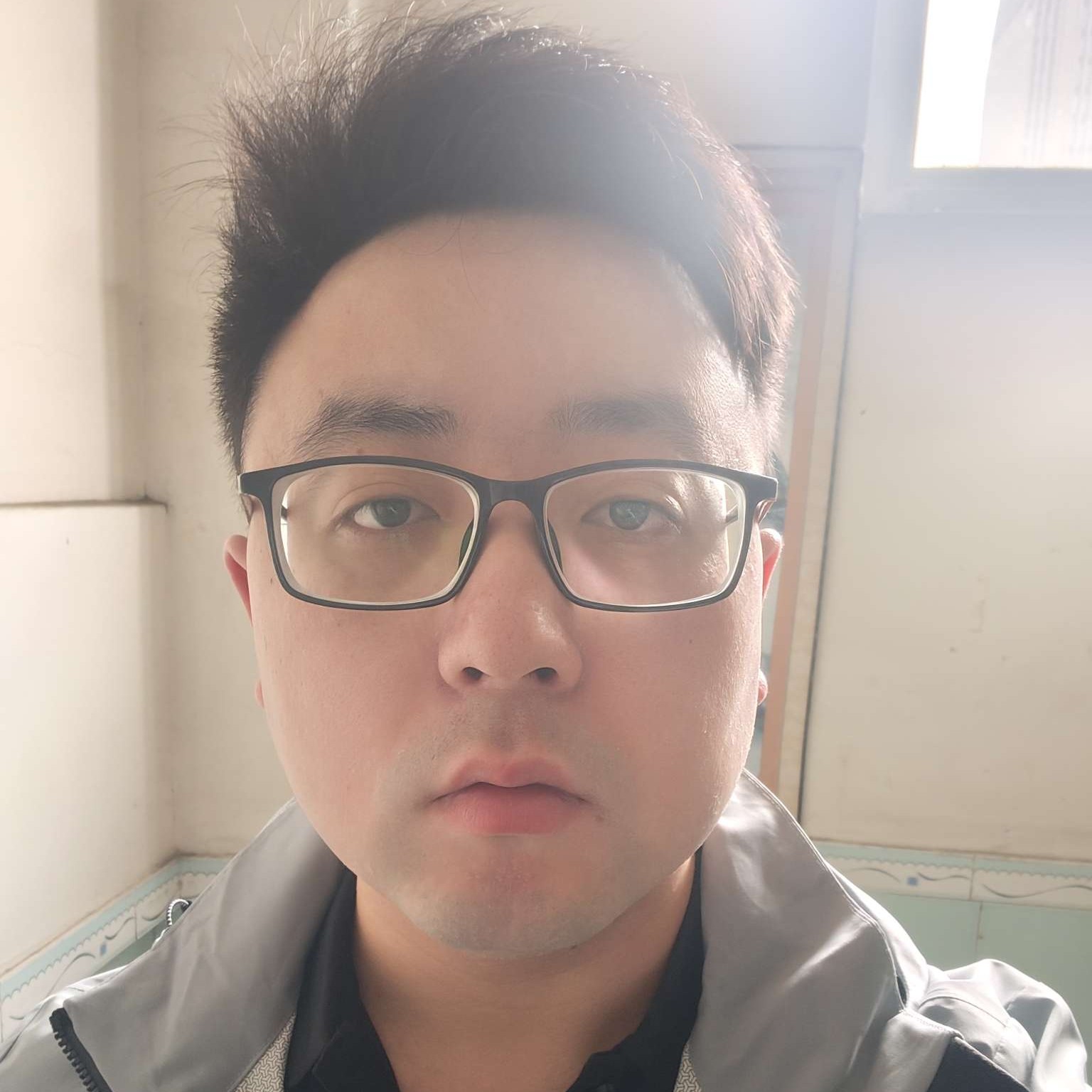 袁某人的照片