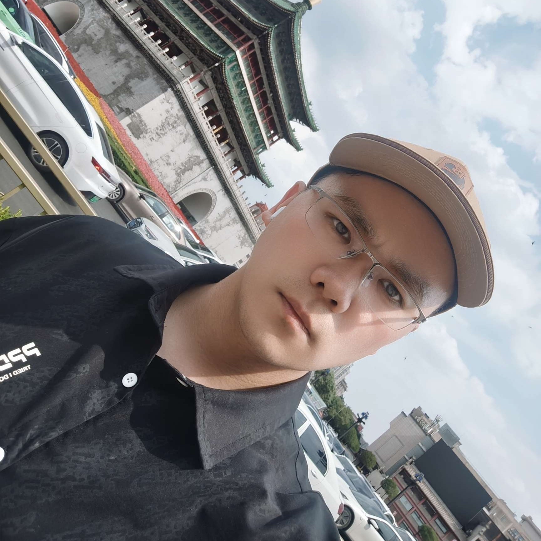 Glyn照片