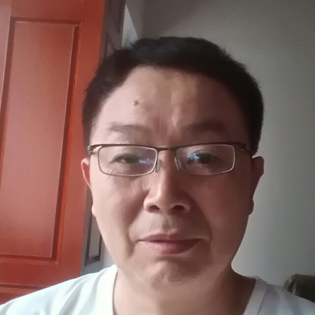 离歌多情的照片