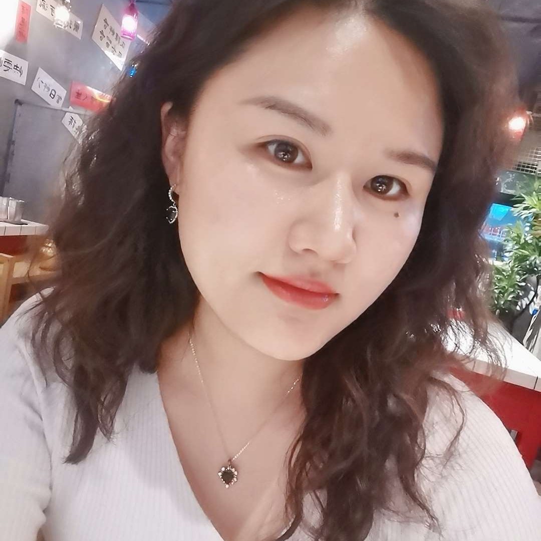 正缘寻觅中的照片